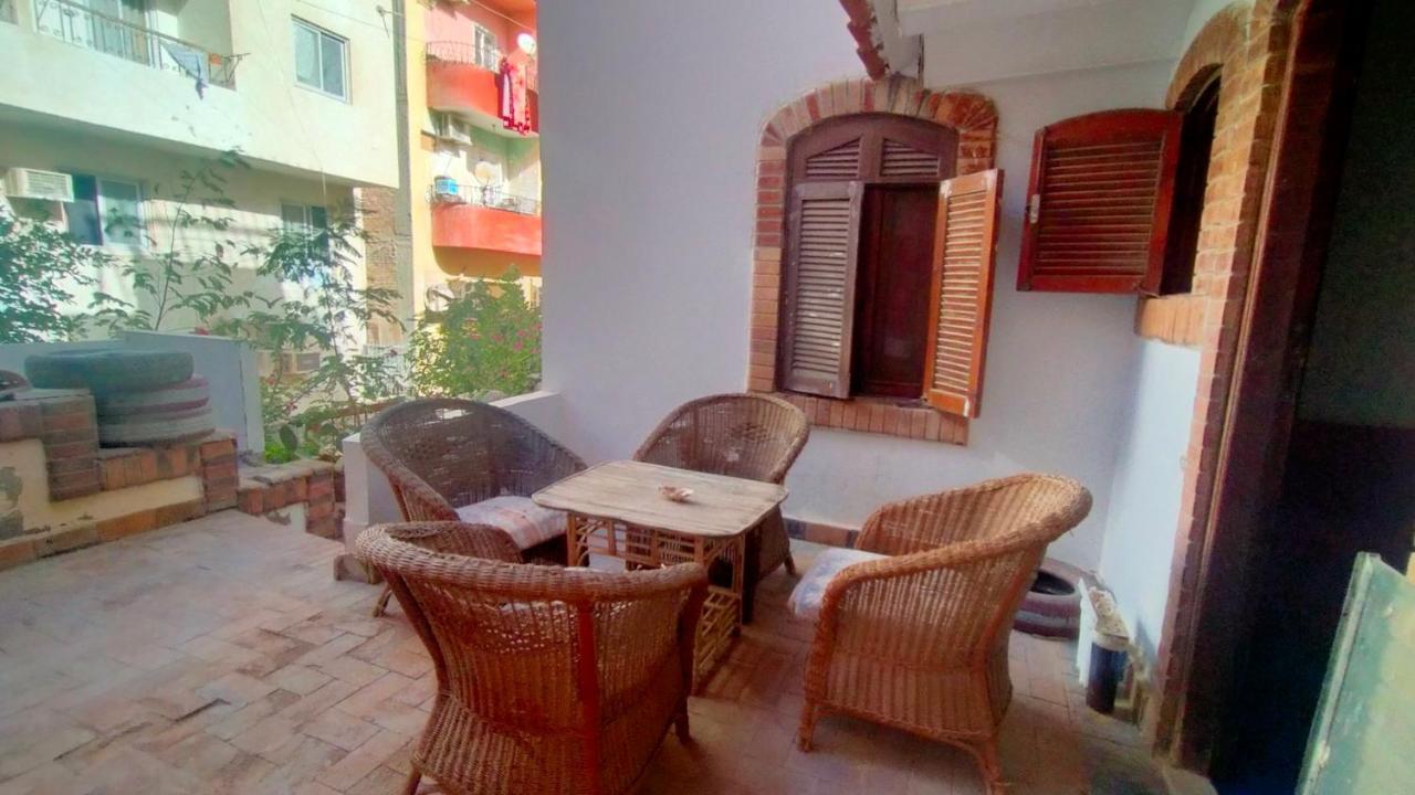 Hana Hostel Hurghada Esterno foto